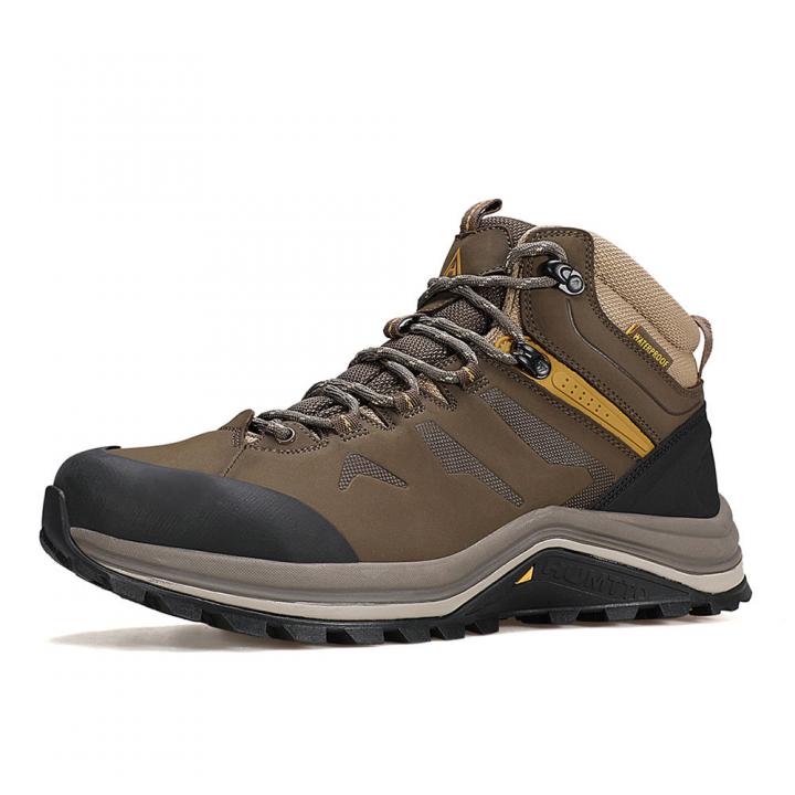 Climbing shoes