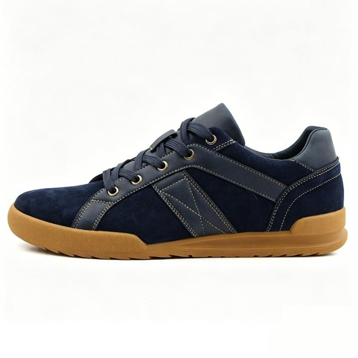 Sneaker shoes