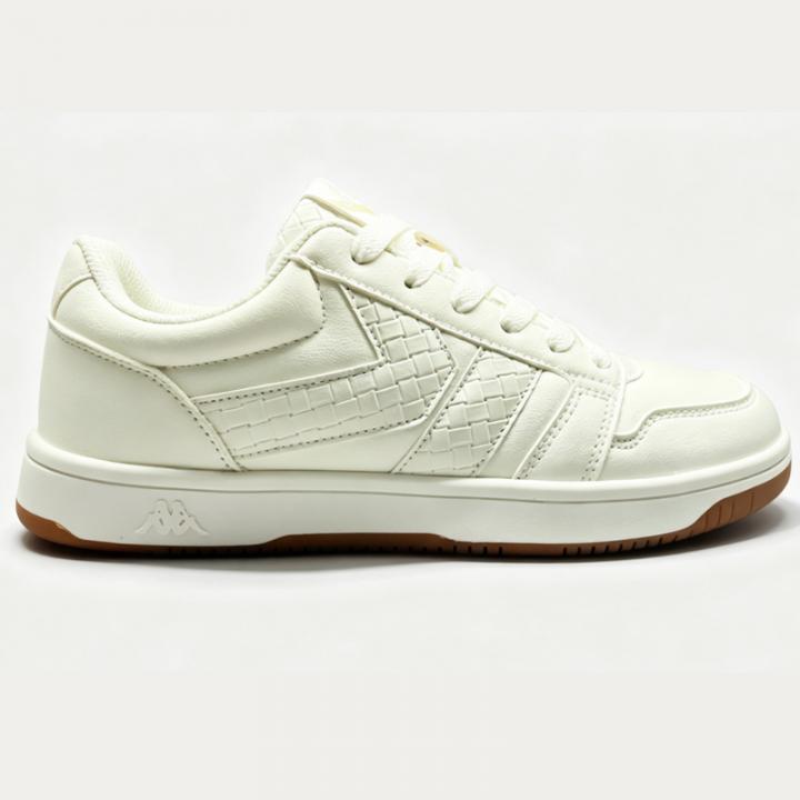 Sneaker shoes